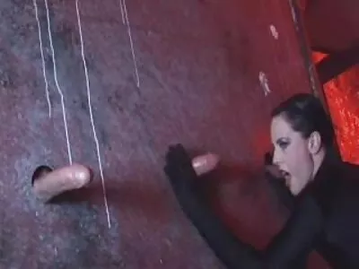 Videoclip supus (Juelz Ventura) poze cu femei gosle