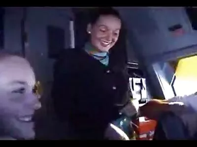 Videoclipul Rain On Me (Evey poze cu femei gosle Rain)