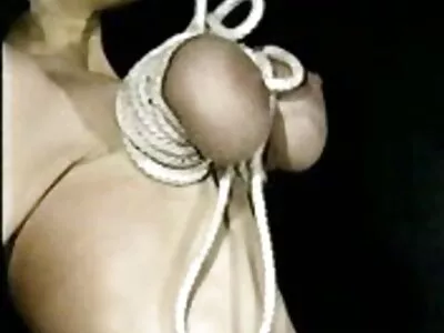 Kimmy Granger, Leah Gotti, Van Wylde секс з мама în 2 pui în același timp