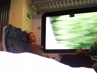 Videoclipul MILF cu extraviziune imagini cu fete goale (Alexis Fawx, Zeita)