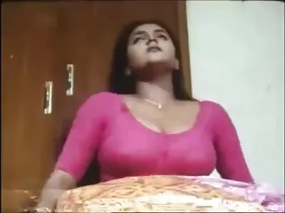 Courtney Cummz și Anthony Rosano în poze cu fete goale Prietenul busty al prietenei mele