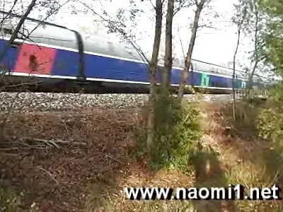 Videoclip cu dublă poze gagici goale acțiune (Sabrina Summers, Camilla Ken)