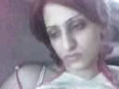 Blonda fierbinte cu sâni mari este futută și înghite videoclipul (Britney imagini femei nud Amber)
