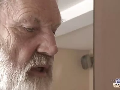 Vanessa Cage și Logan Pierce în My Sisters poze cu femei goale Prieten fierbinte