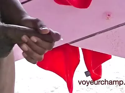Videoclip cu păsărică la sala de biliard (Keiran Lee, Danica Dillan) poze cu fete nud