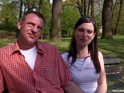 Josie Jagger, femeigoale poze Johnny Castle în Jurnalul unei bonă