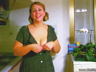 Kaylynn poze cu femei goale & Ralph Long In Friends Hot Mom