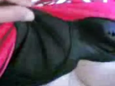 Videoclipul Titty femei poze goale Treasure (Mila Treasure)