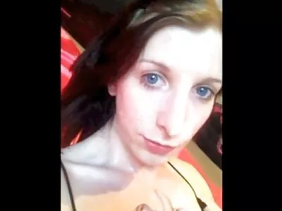 Videoclipul Danni Girl (Dani poze cu fete goal Woodward, Daniel)