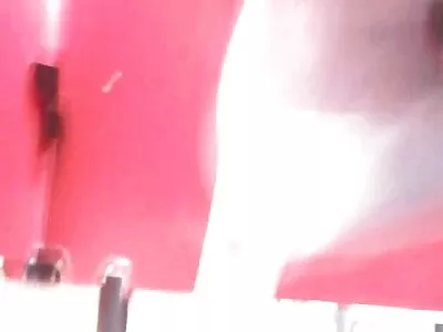 Karina isi doboara pasarica! imagini fete goale videoclip (Alex)